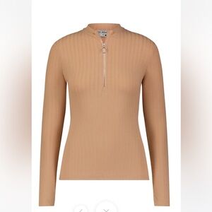 NWT half zip T-shirt size large